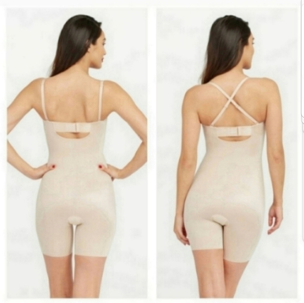 SPANX Suit Your Fancy Strapless Cupped Mid-Thigh NWT